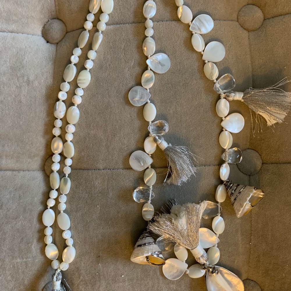 Shell necklace - Picture 3 of 5